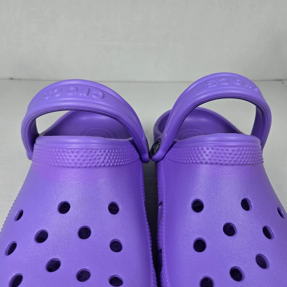 Crocs Kids Purple Classic Clog Slip-ons - Size J5 Big Girl 5